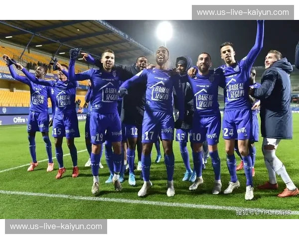 法乙点球大战：足球场上的悬念与激情盛宴